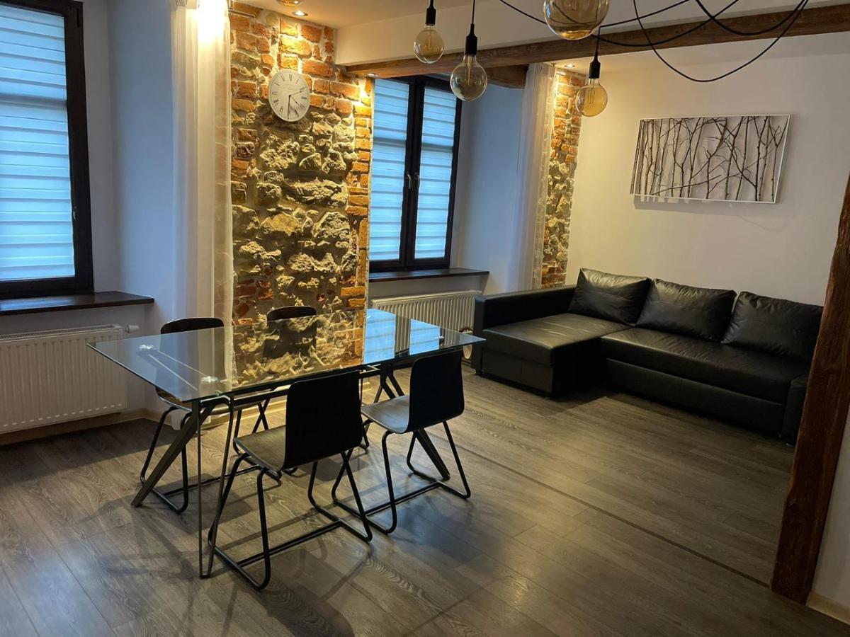 Apartament Przy Ratuszu Klodzko Bagian luar foto