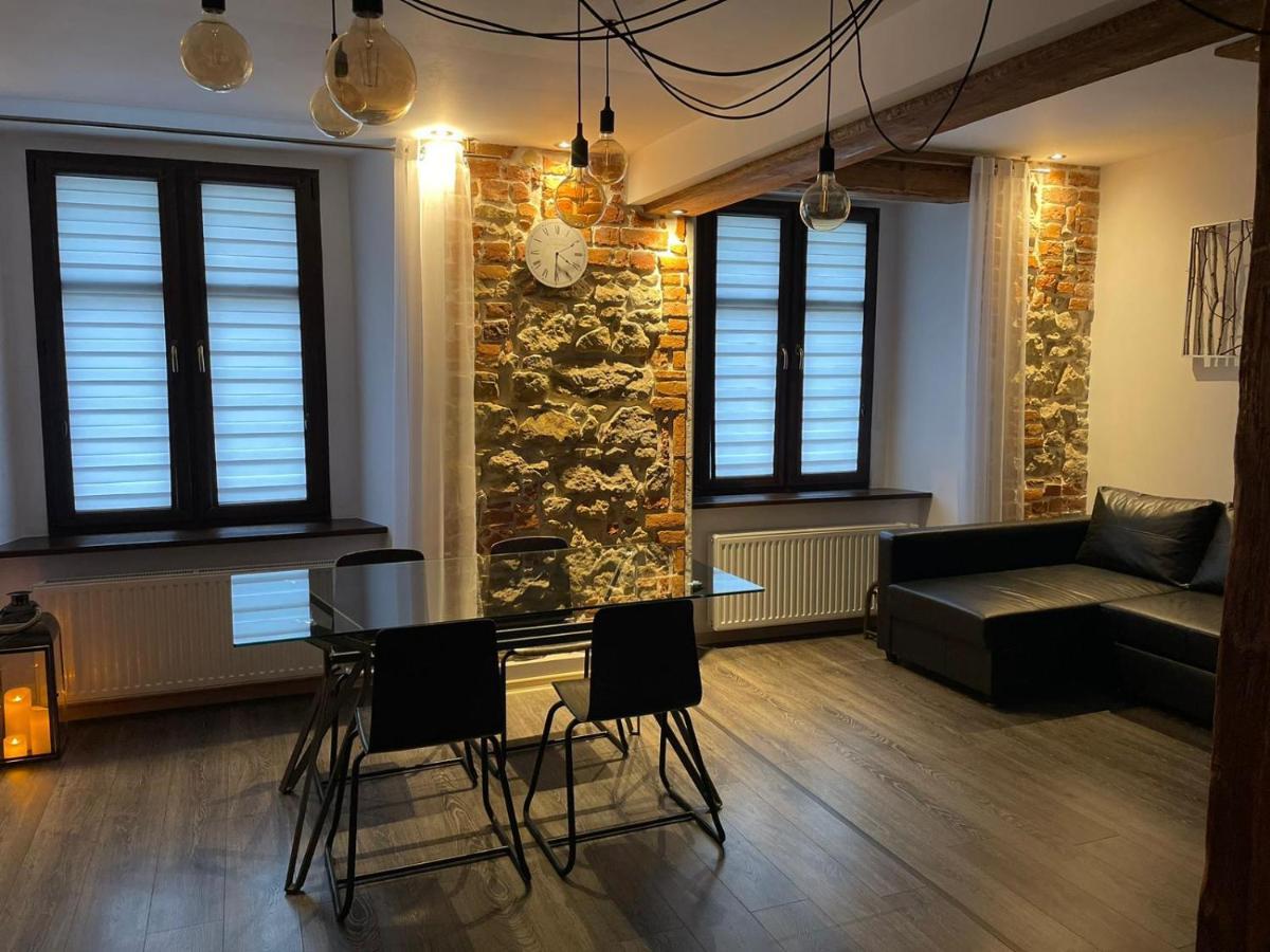 Apartament Przy Ratuszu Klodzko Bagian luar foto