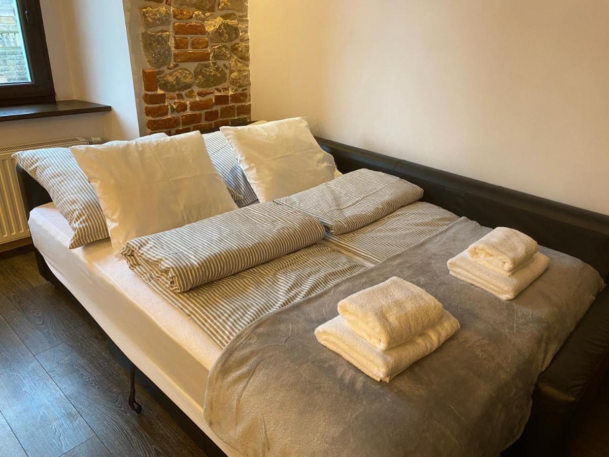 Apartament Przy Ratuszu Klodzko Bagian luar foto