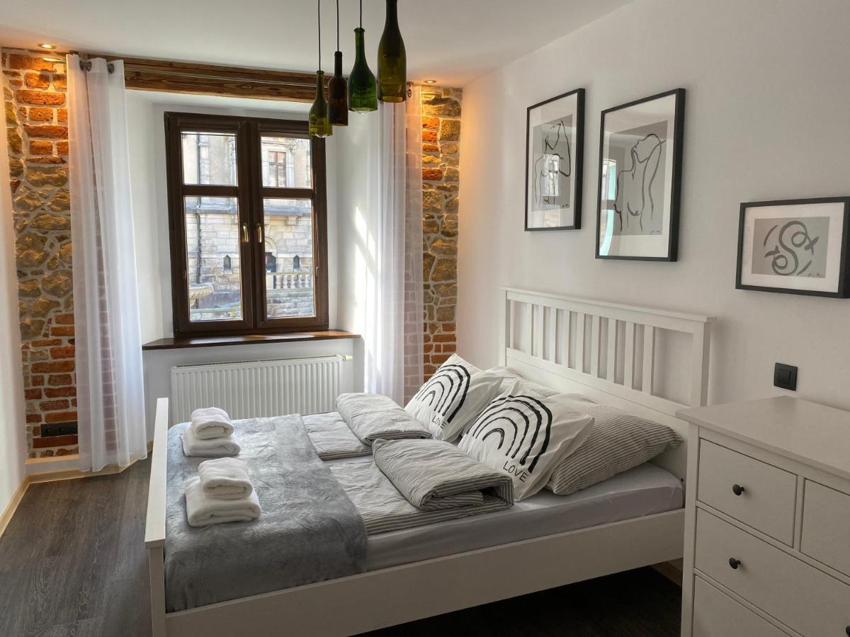 Apartament Przy Ratuszu Klodzko Bagian luar foto