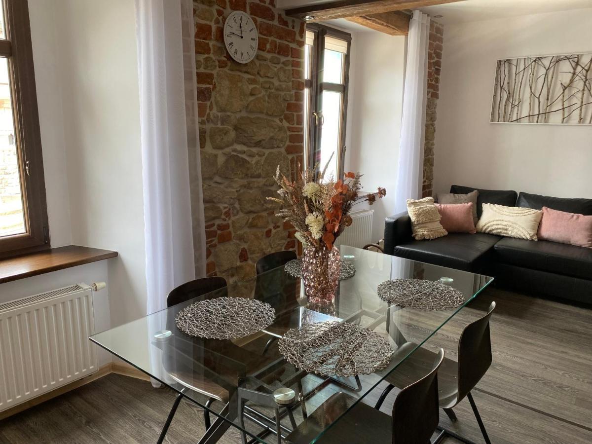 Apartament Przy Ratuszu Klodzko Bagian luar foto