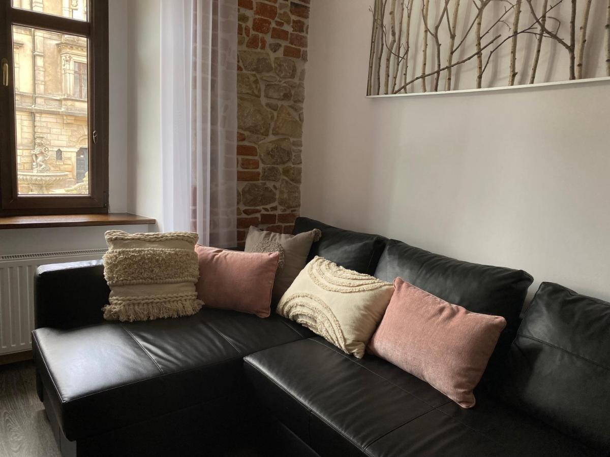 Apartament Przy Ratuszu Klodzko Bagian luar foto