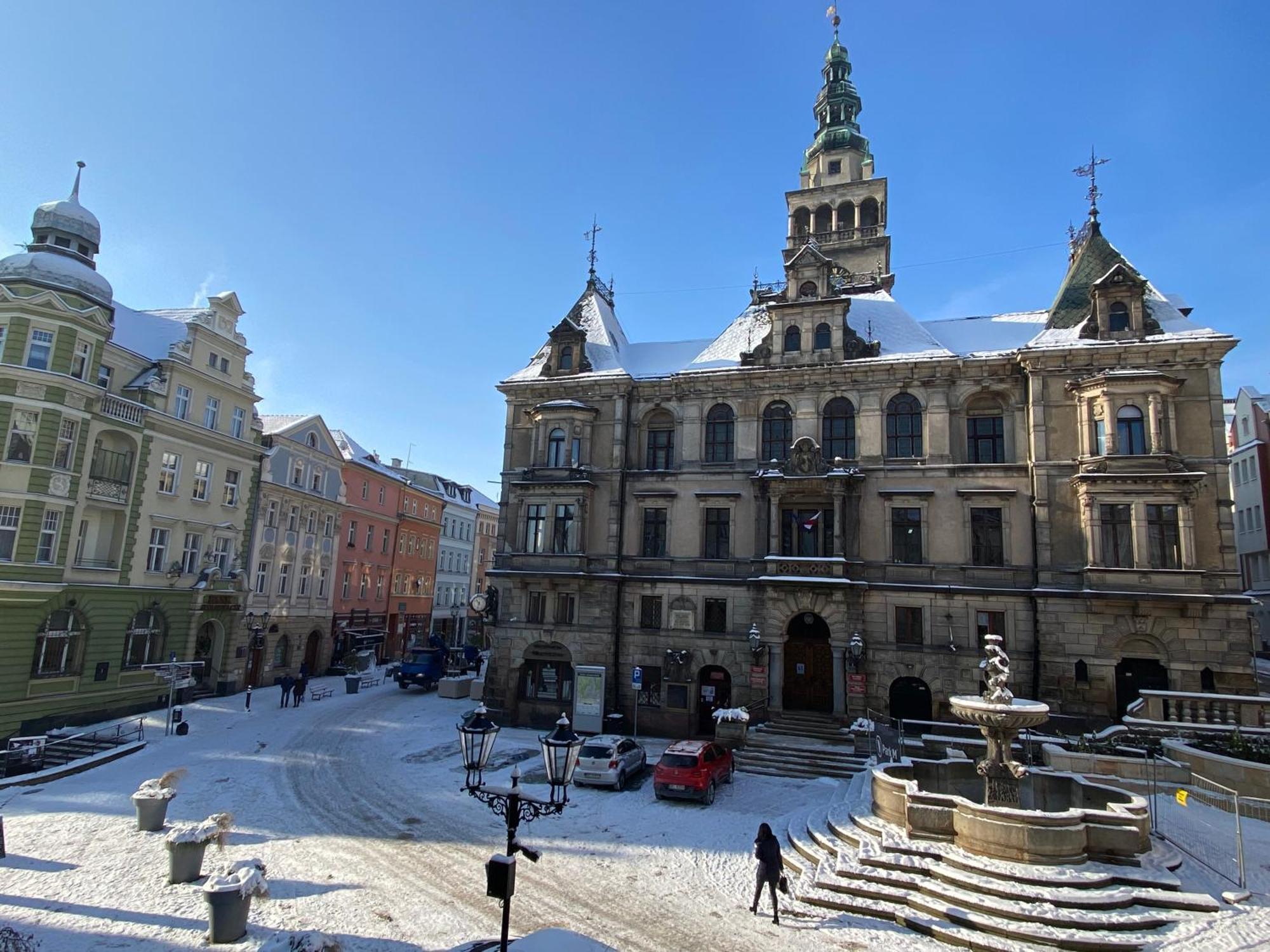 Apartament Przy Ratuszu Klodzko Bagian luar foto