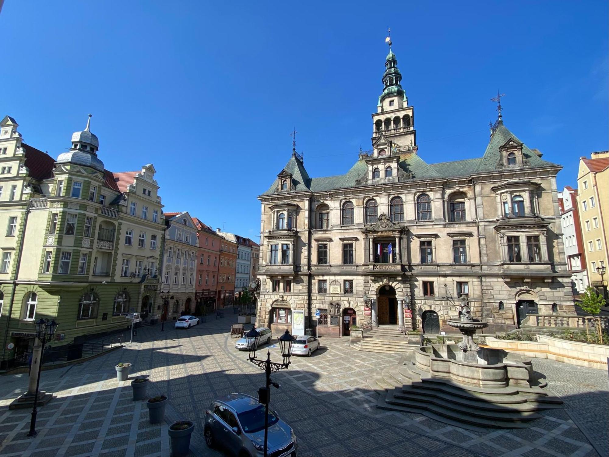 Apartament Przy Ratuszu Klodzko Bagian luar foto